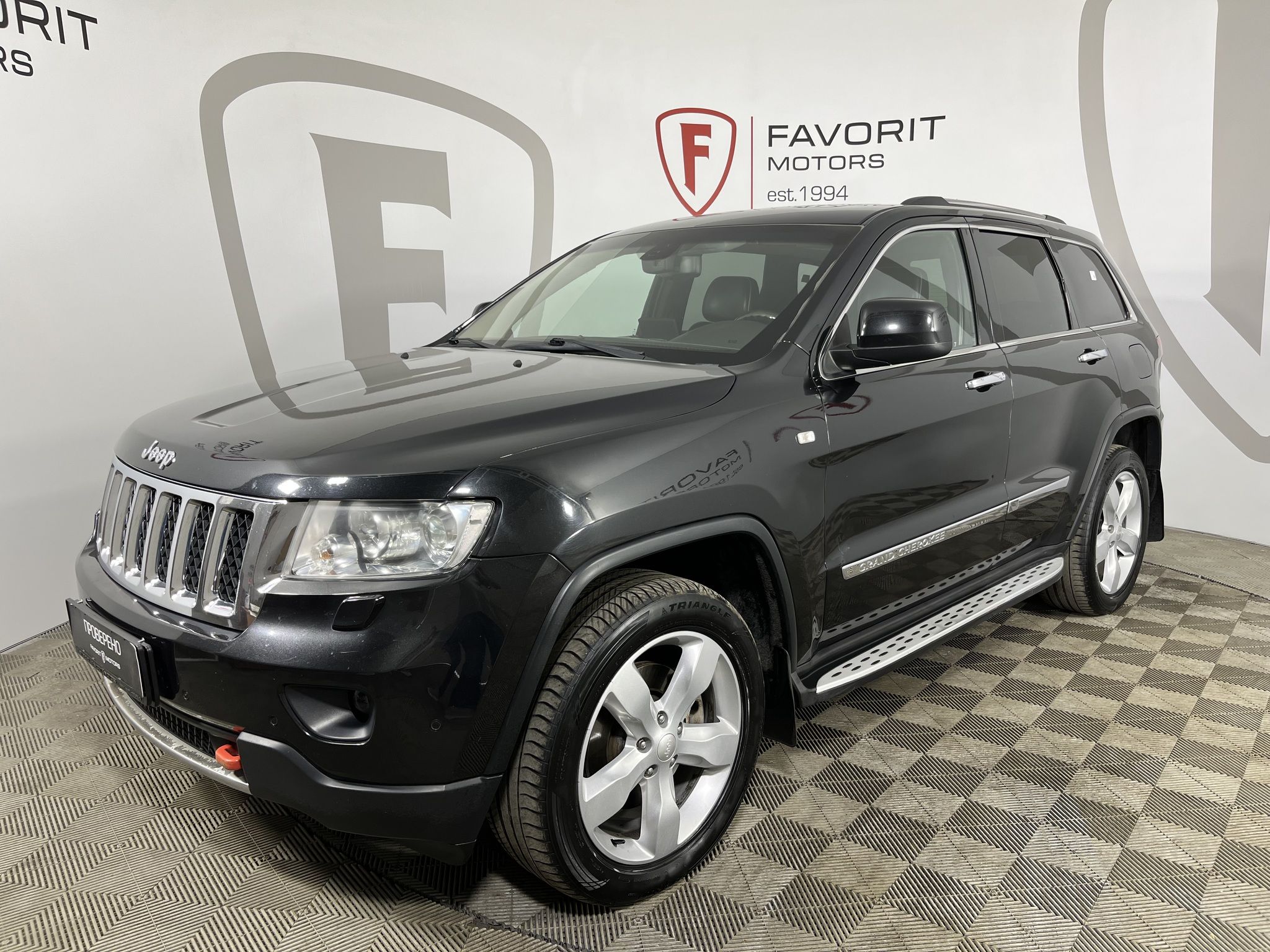 Jeep GRAND CHEROKEE