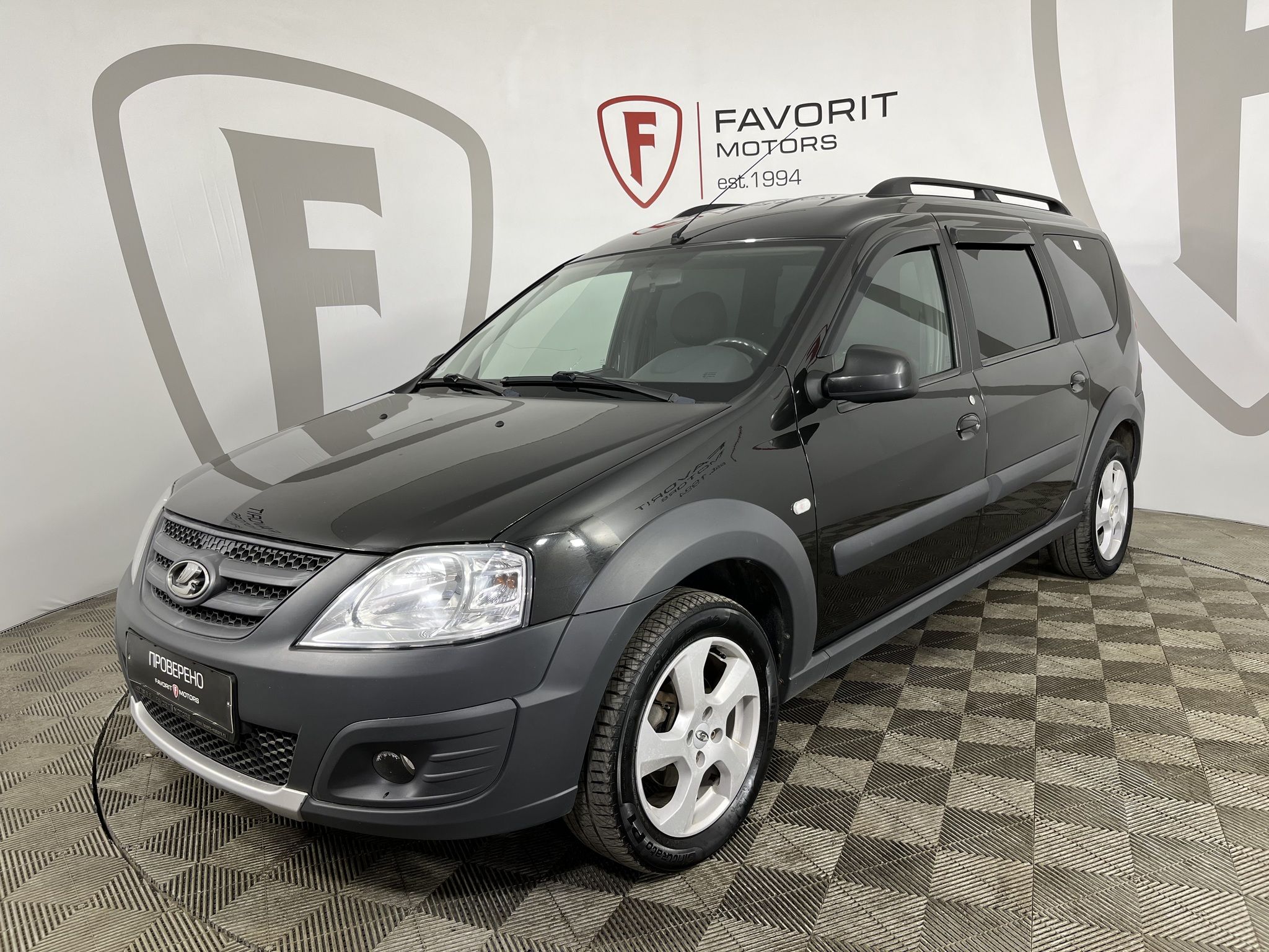 LADA LARGUS CROSS