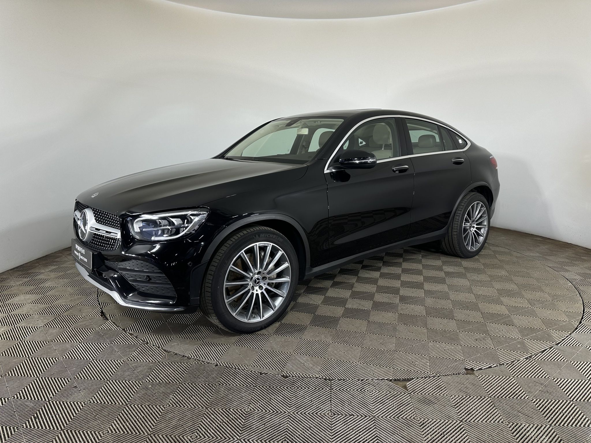 MERCEDES-BENZ GLC 300 D