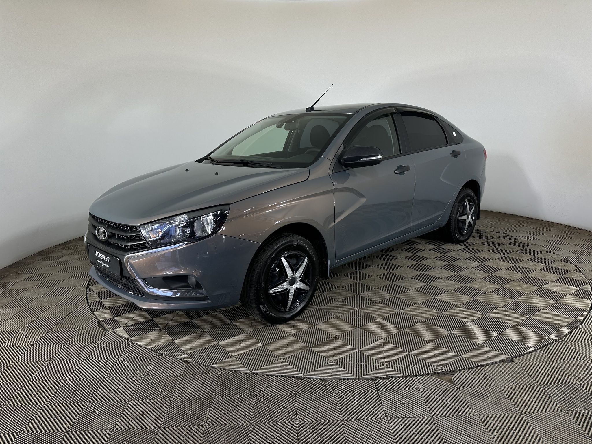 LADA VESTA