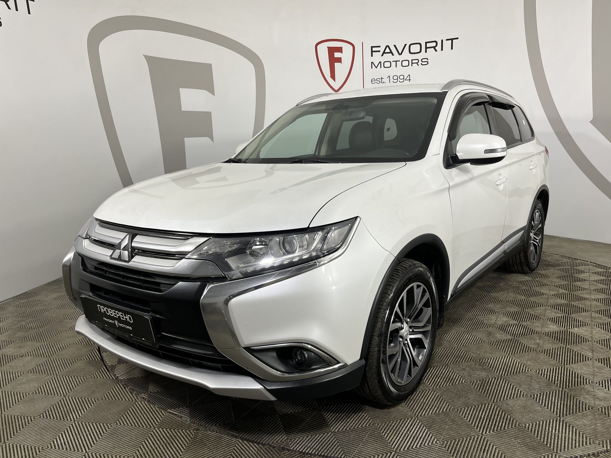 MITSUBISHI Аутлендер / OUTLANDER