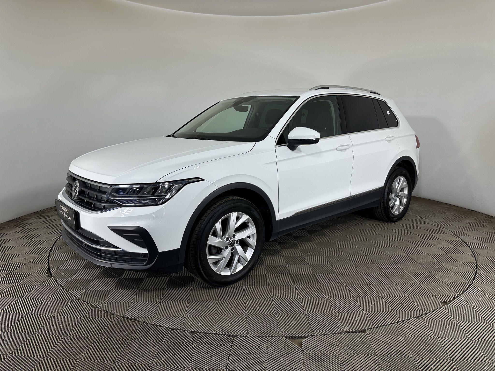 Volkswagen новый тигуан / Tiguan