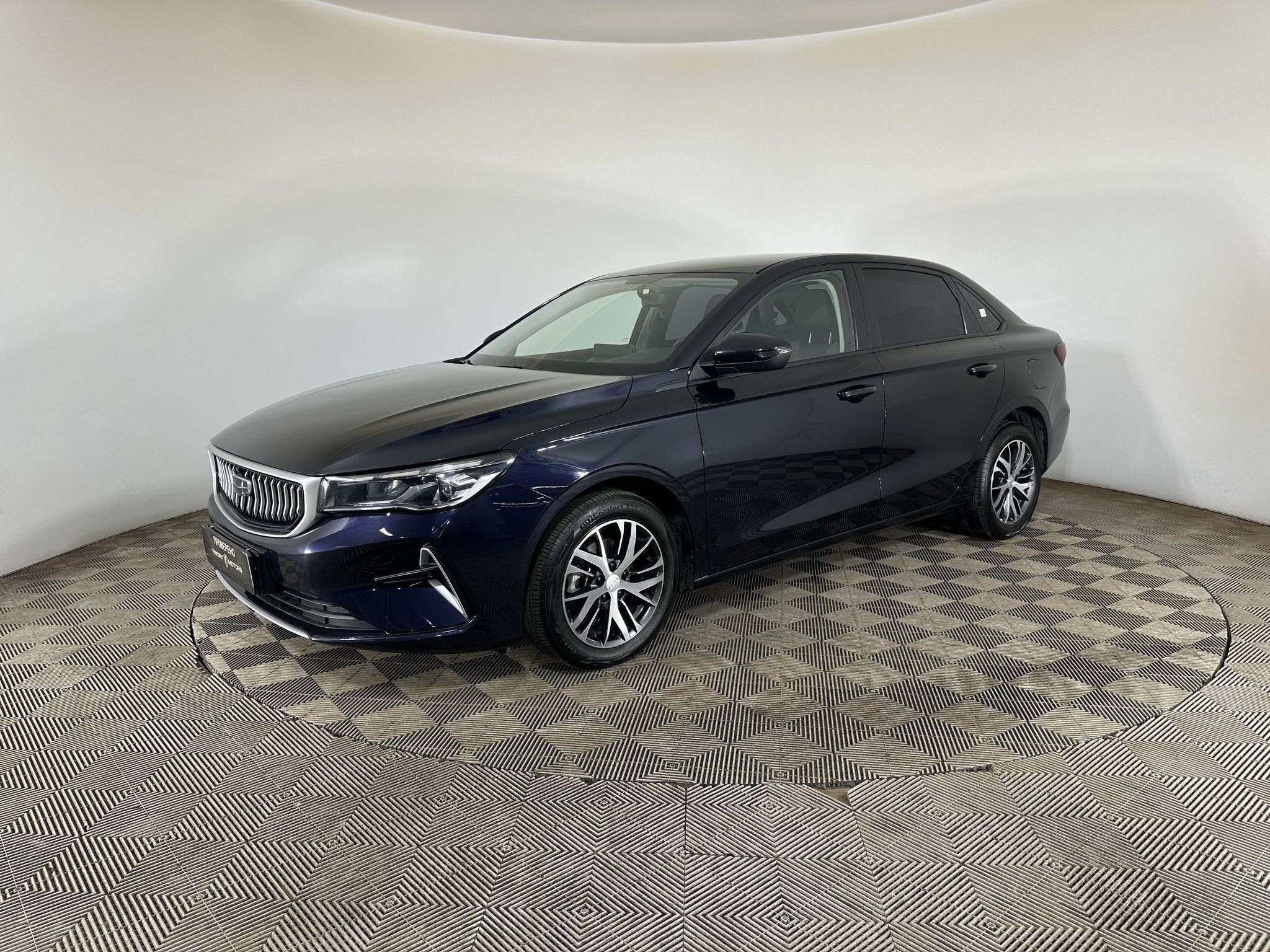 GEELY Эмгранд / EMGRAND