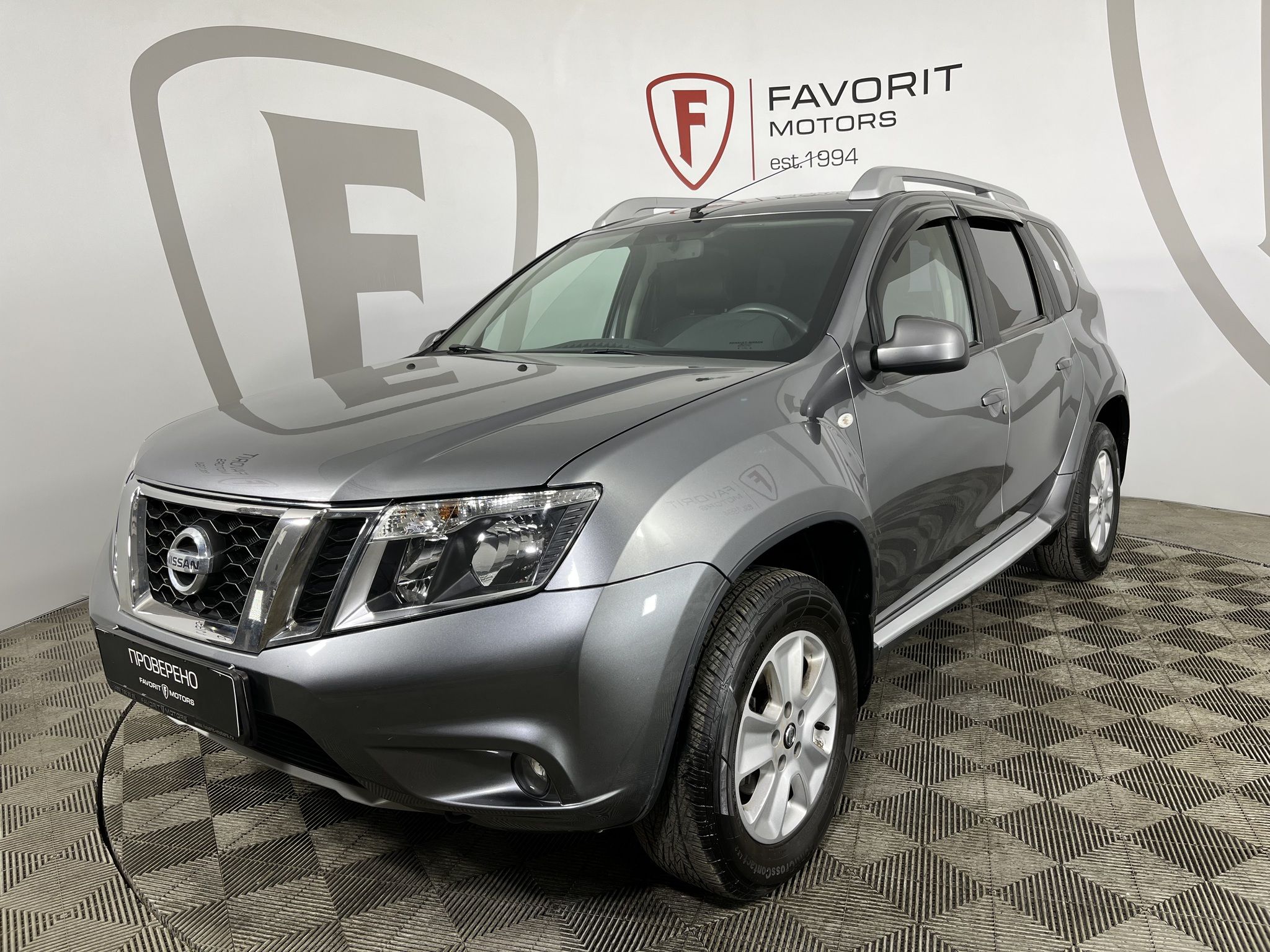 NISSAN Террано / TERRANO