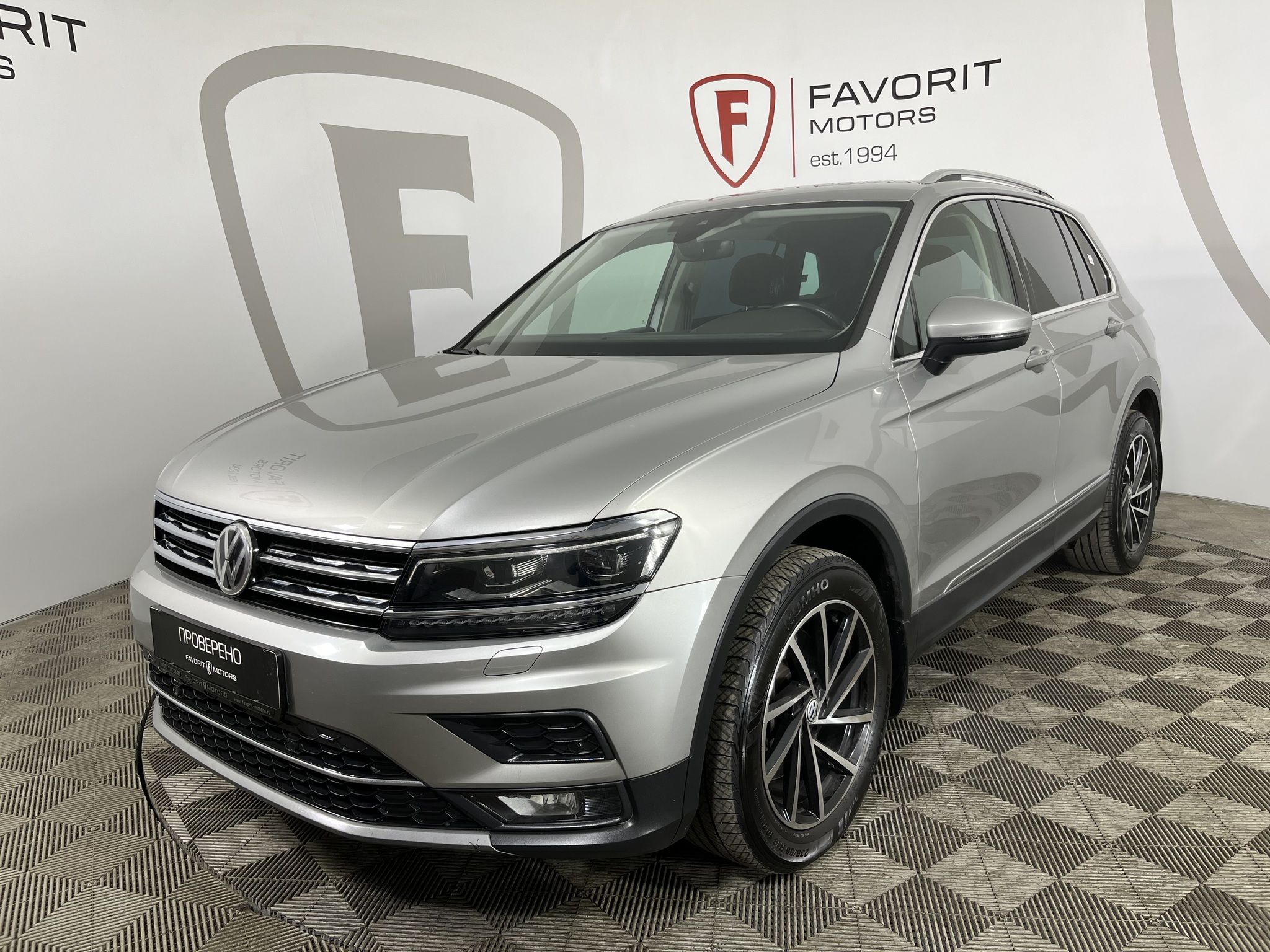 Volkswagen новый тигуан / Tiguan