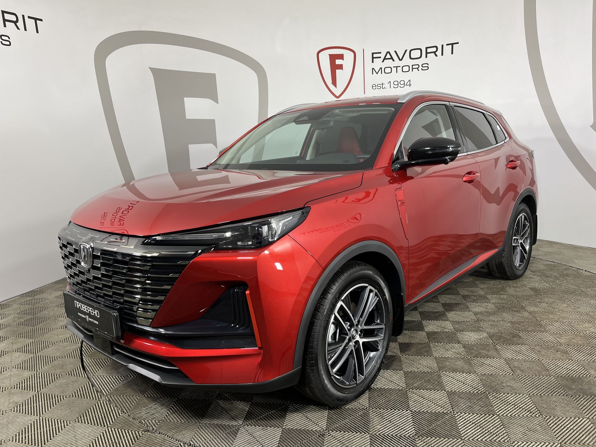 CHANGAN ЮНИ Эс / UNI-S