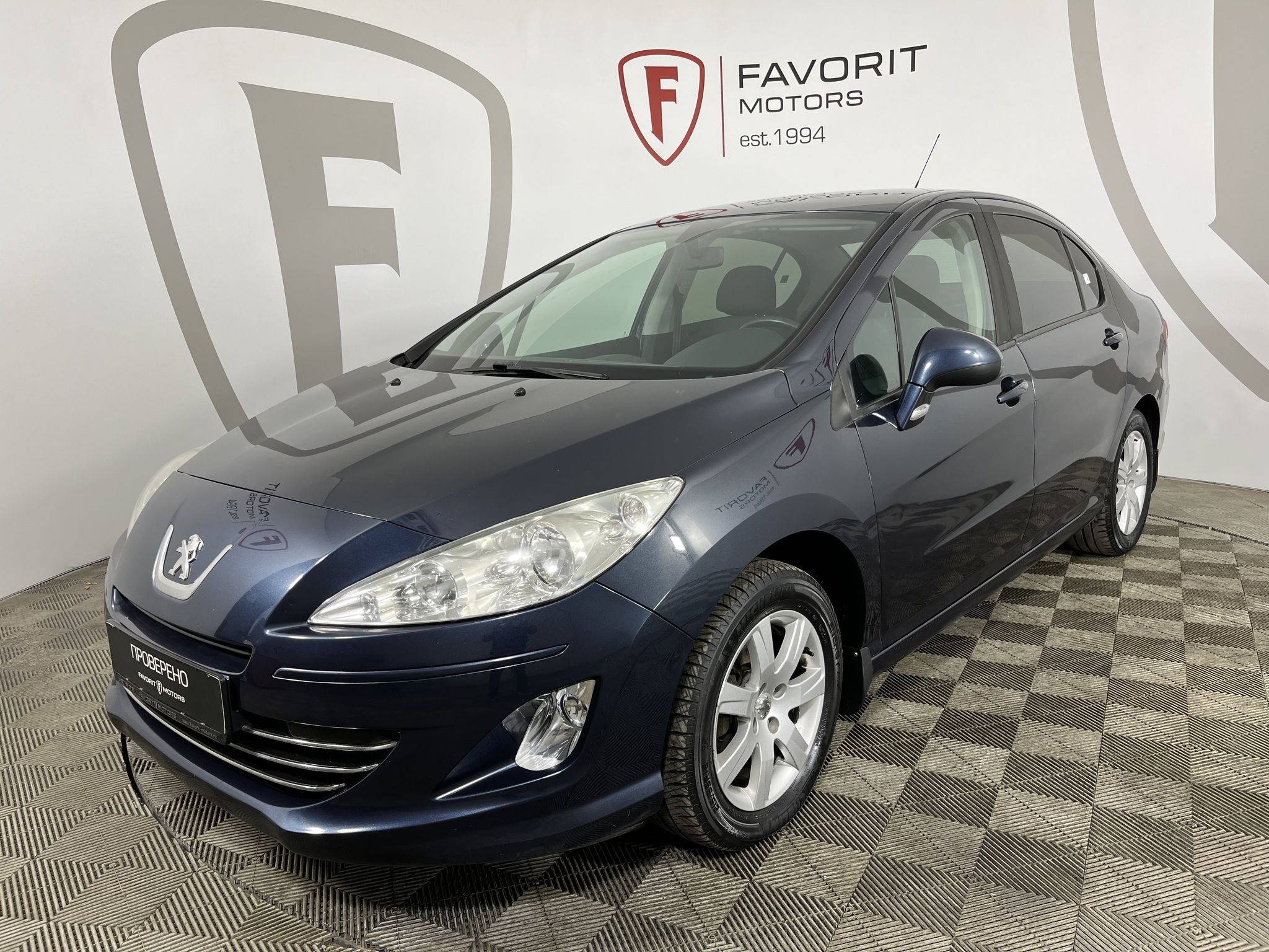 Peugeot 408 / 408