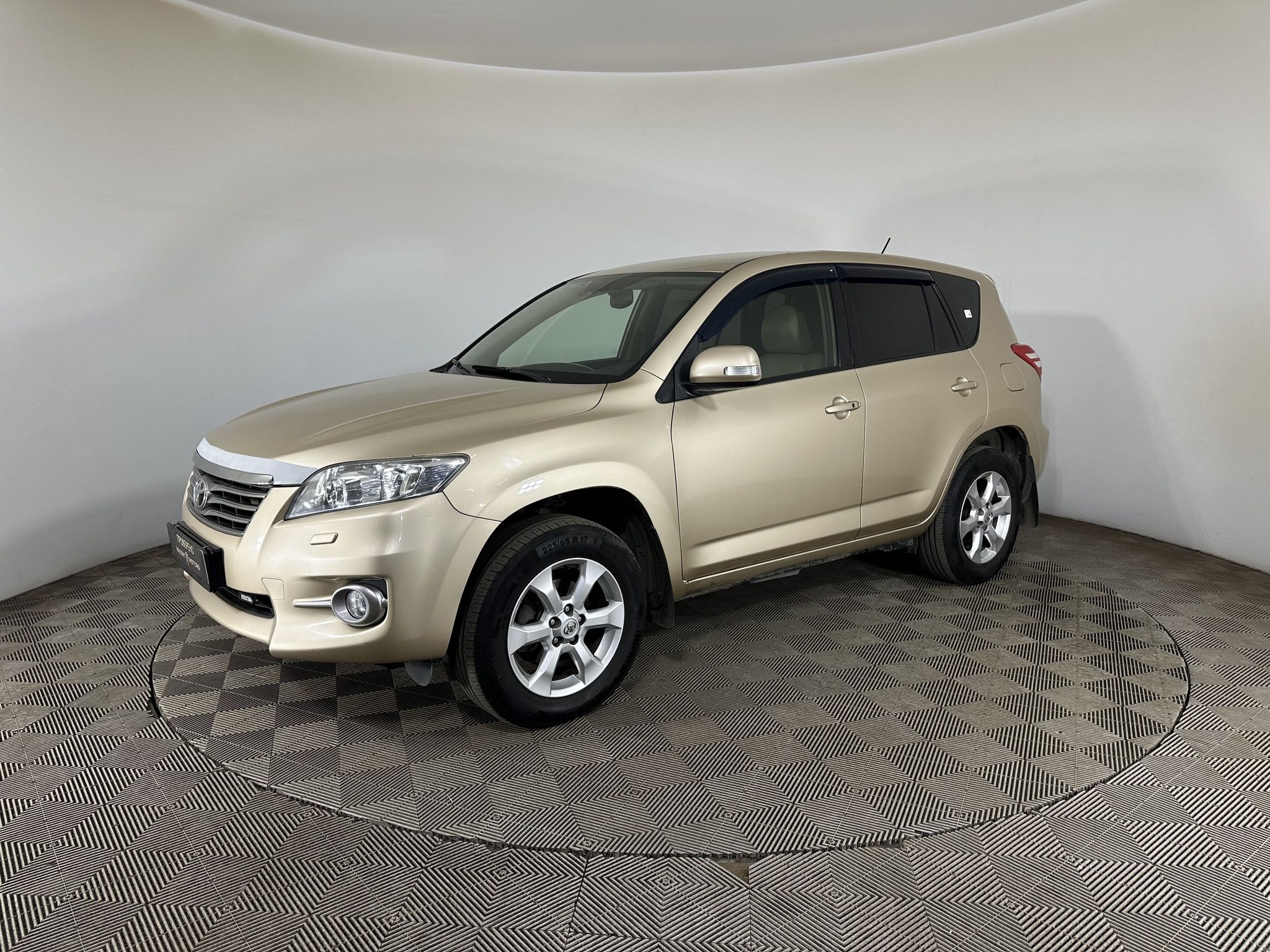 TOYOTA РАВ 4 / RAV 4