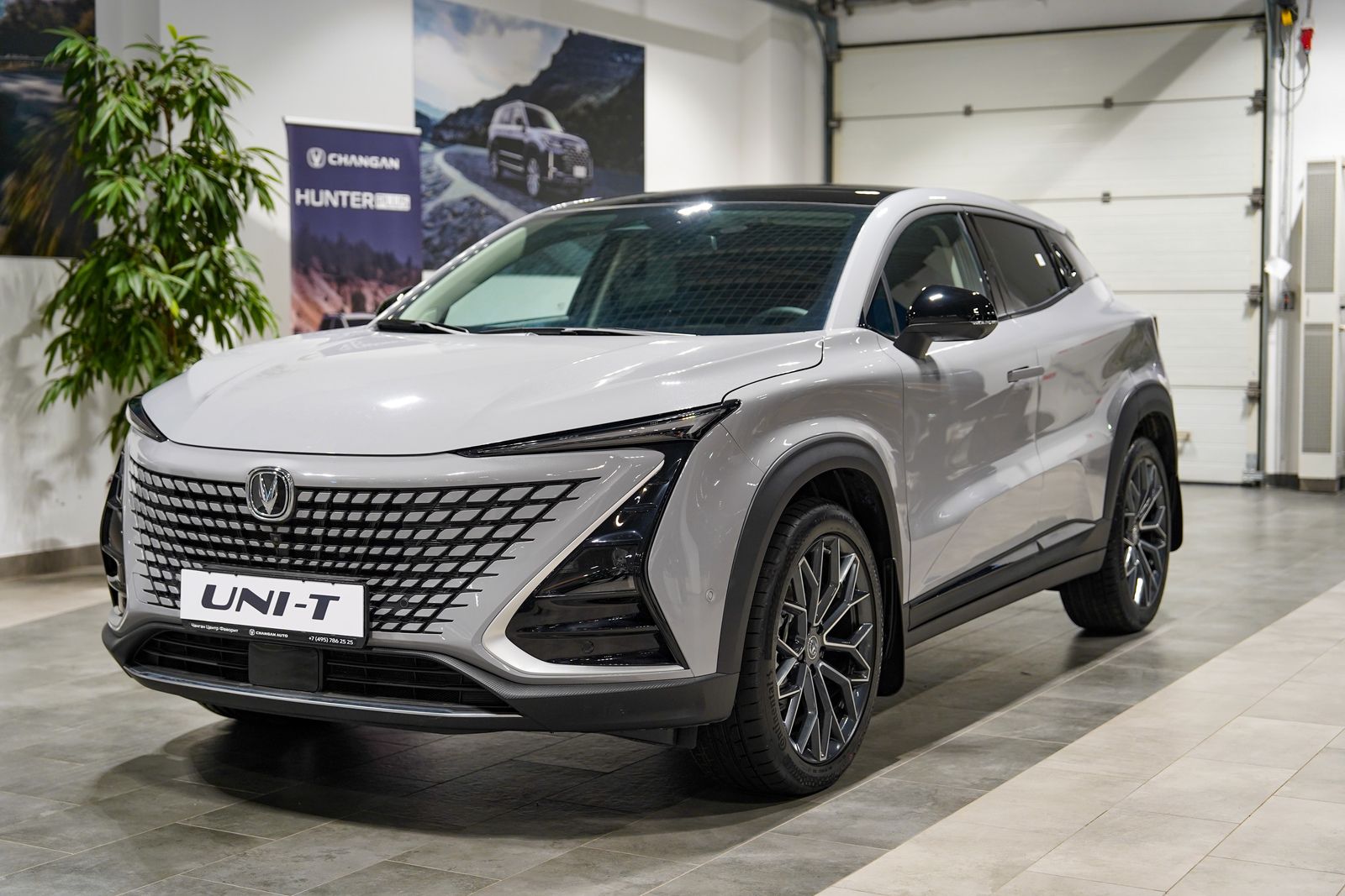 CHANGAN ЮНИ Ти / UNI-T