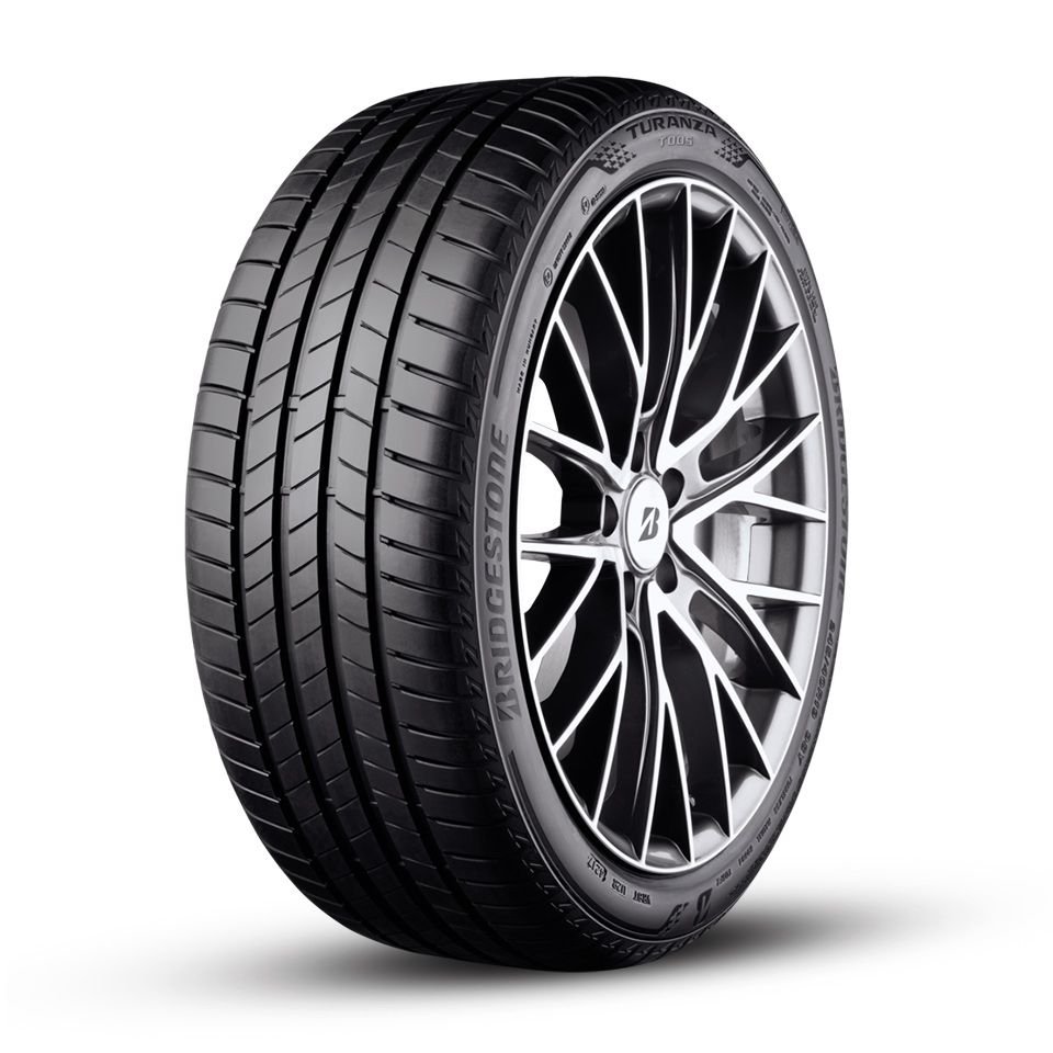 Новые шины Bridgestone T005 225/50 R 17