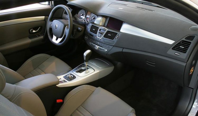 Интерьер Renault Laguna № 5