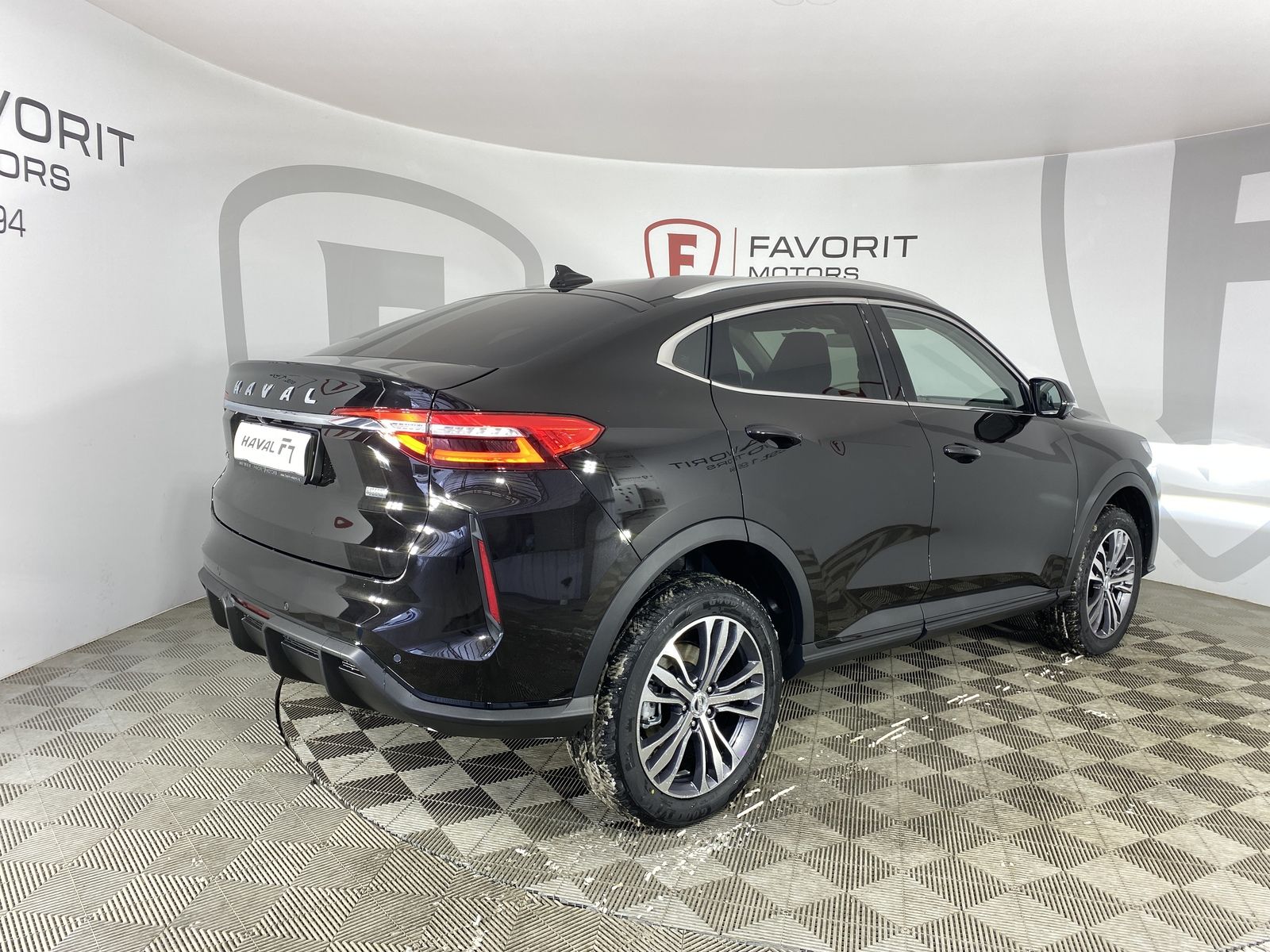 Купить HAVAL F7X 1.5 бензин 2023 года в Москве | Хавейл Ф7х PREMIUM в  наличии - 01415752