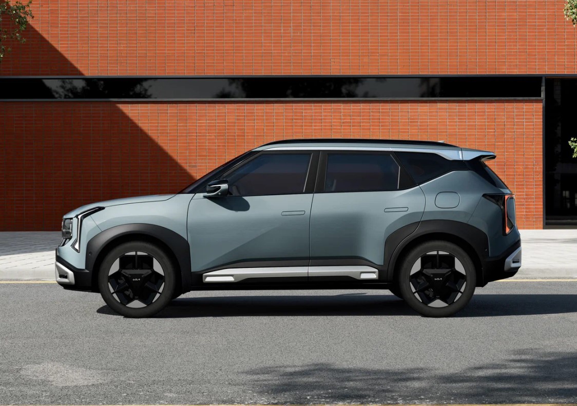 Kia Seltos снова можно купить в России: сколько он стоит