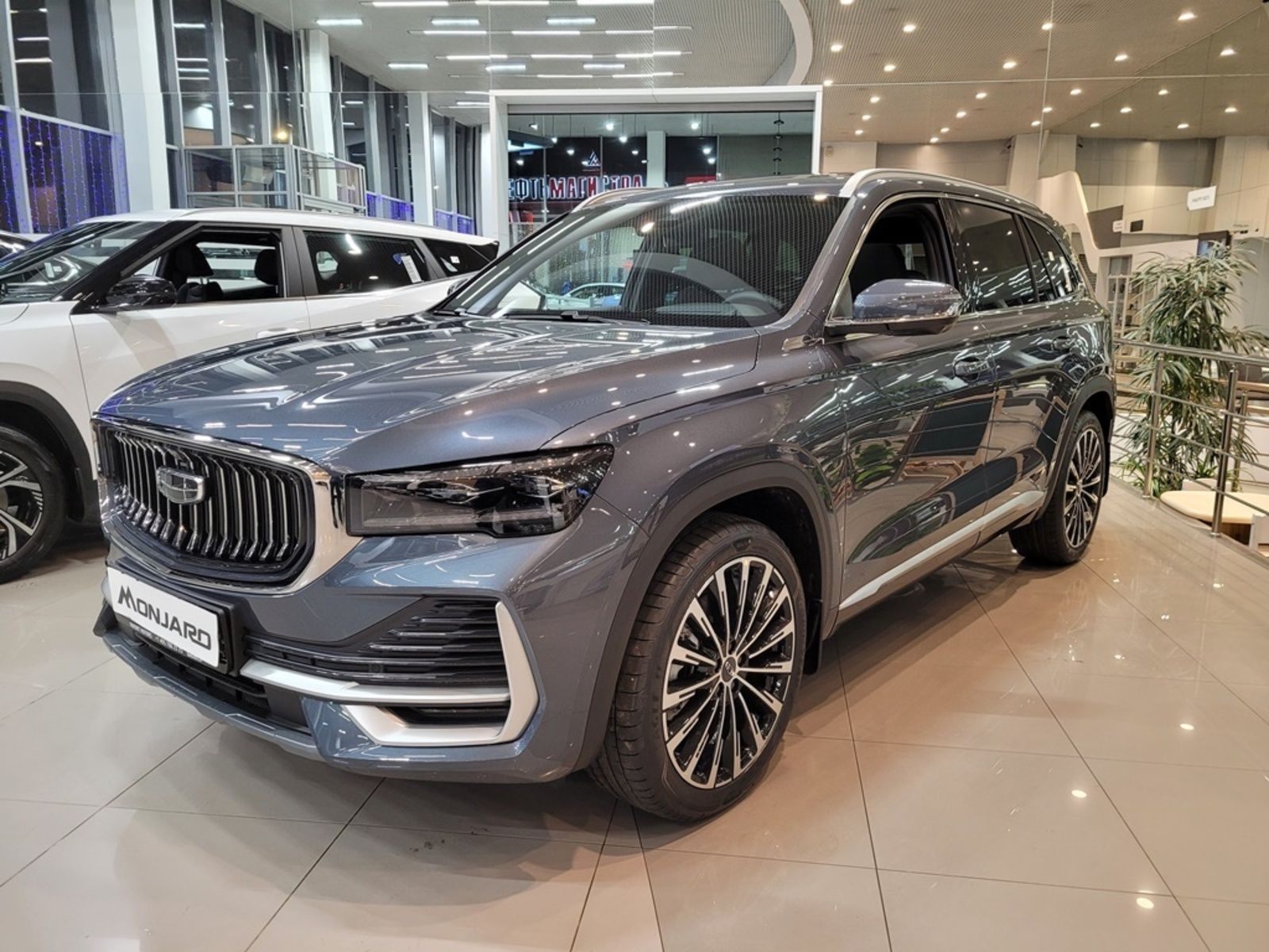 GEELY MONJARO