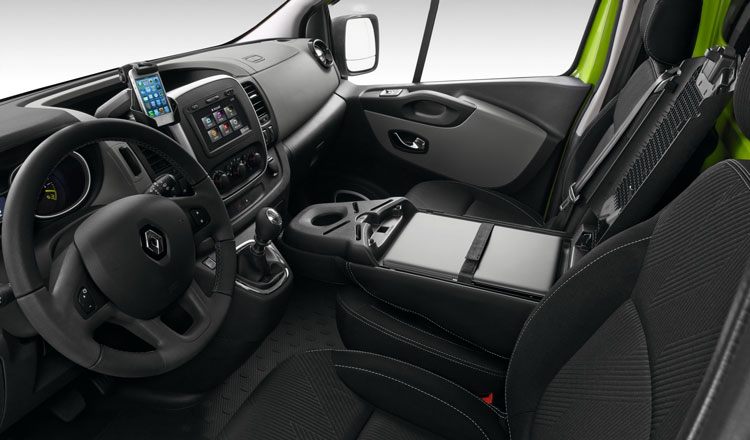 Интерьер Renault Trafic № 2