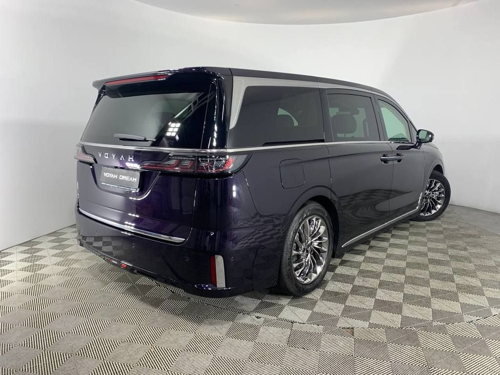 Купить VOYAH DREAM PHEV 1.5 гибрид бензин 2023 года в Москве | VOYAH DREAM  PHEV в наличии - 01388525