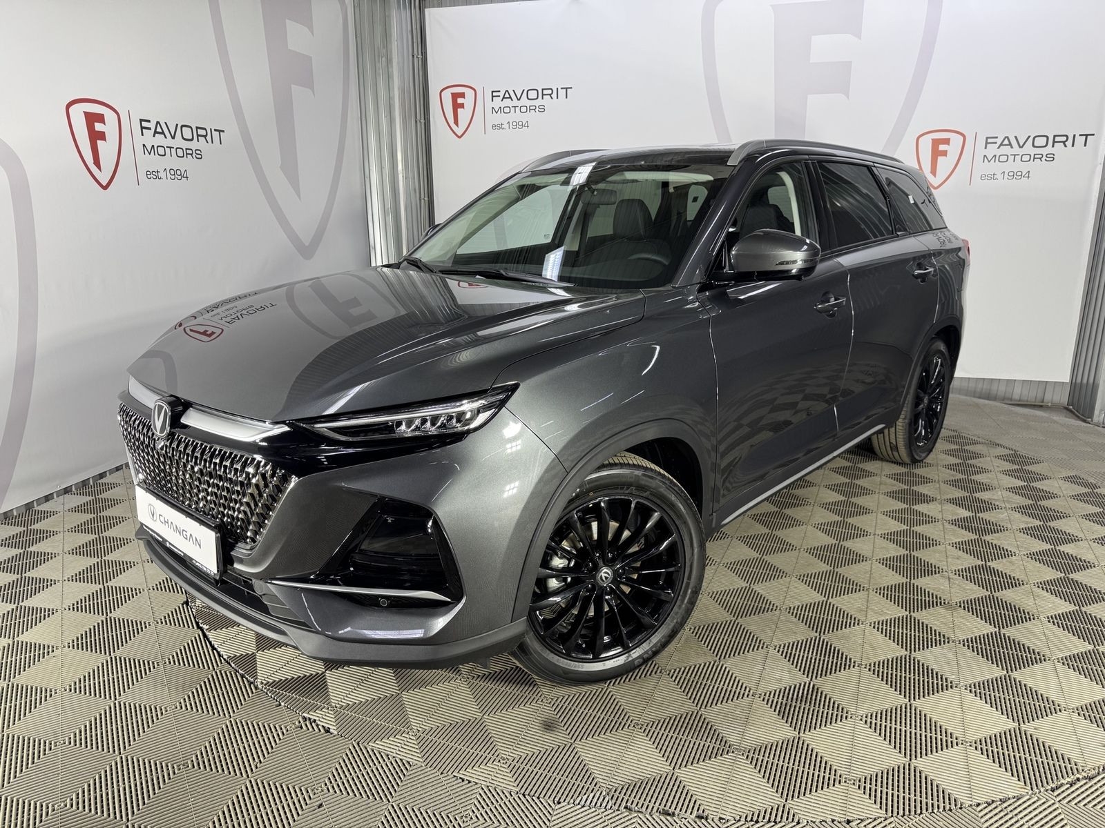 CHANGAN Си Эс 75 ПРО / CS75PRO