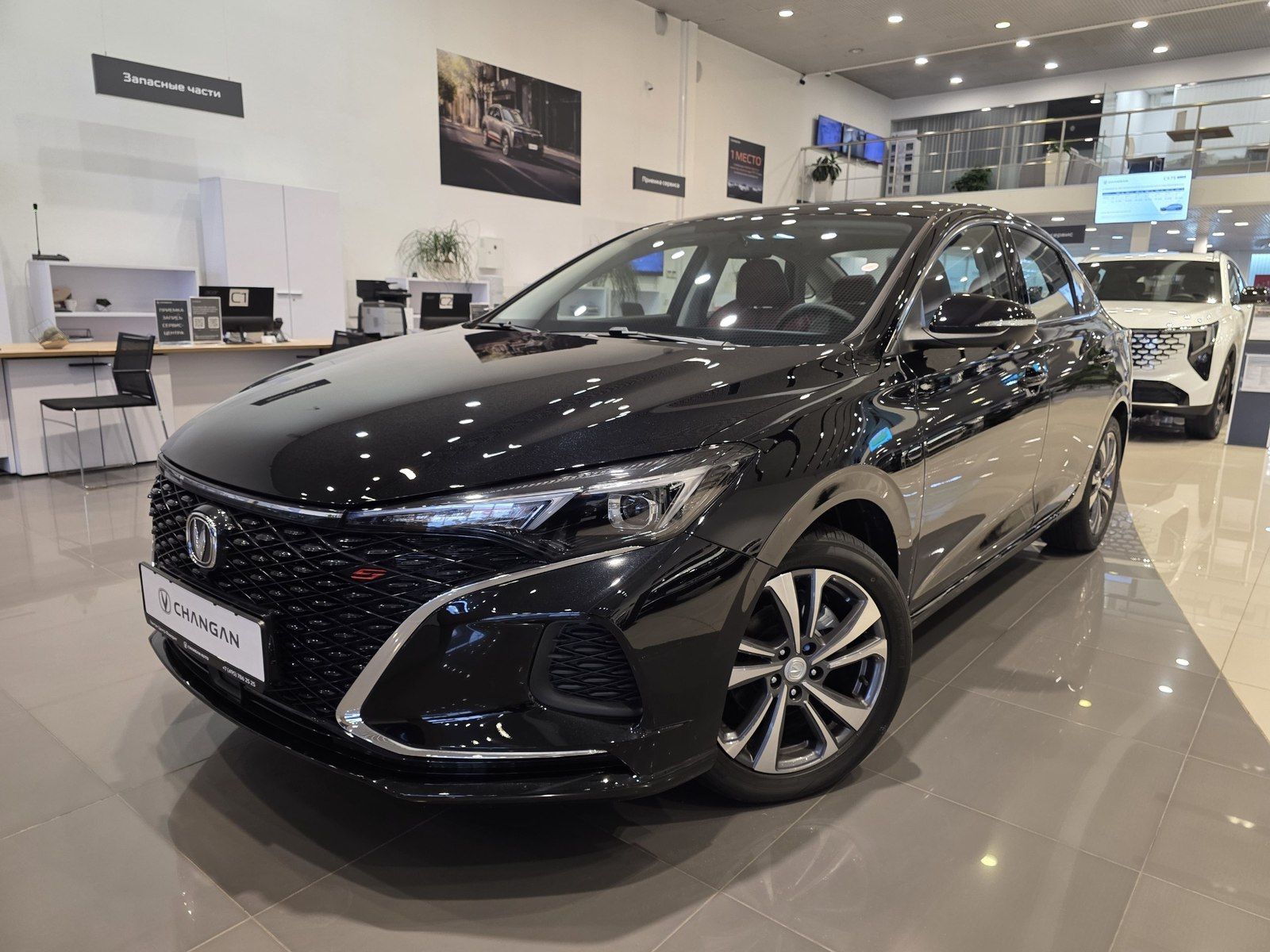 CHANGAN ИАДО ПЛЮС / EADO PLUS