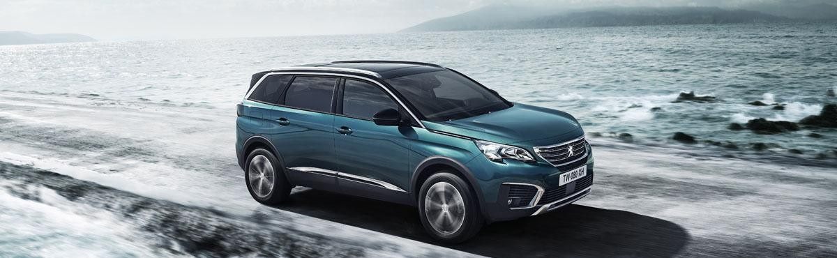 Появились фото серийного Peugeot 5008 нового поколения